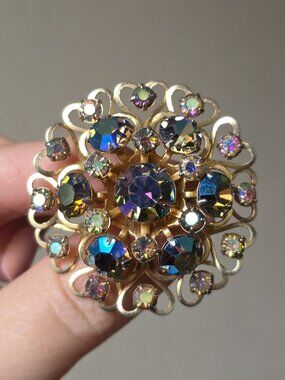 Vintage Gold Tone Brooch Hearts Blue Aurora Borealis Rhinestone Fairy Whimsical